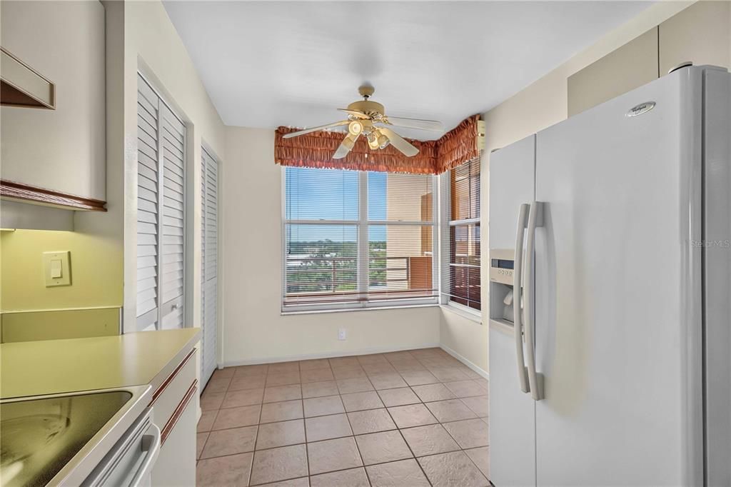 En Venta: $239,900 (1 camas, 2 baños, 1106 Pies cuadrados)