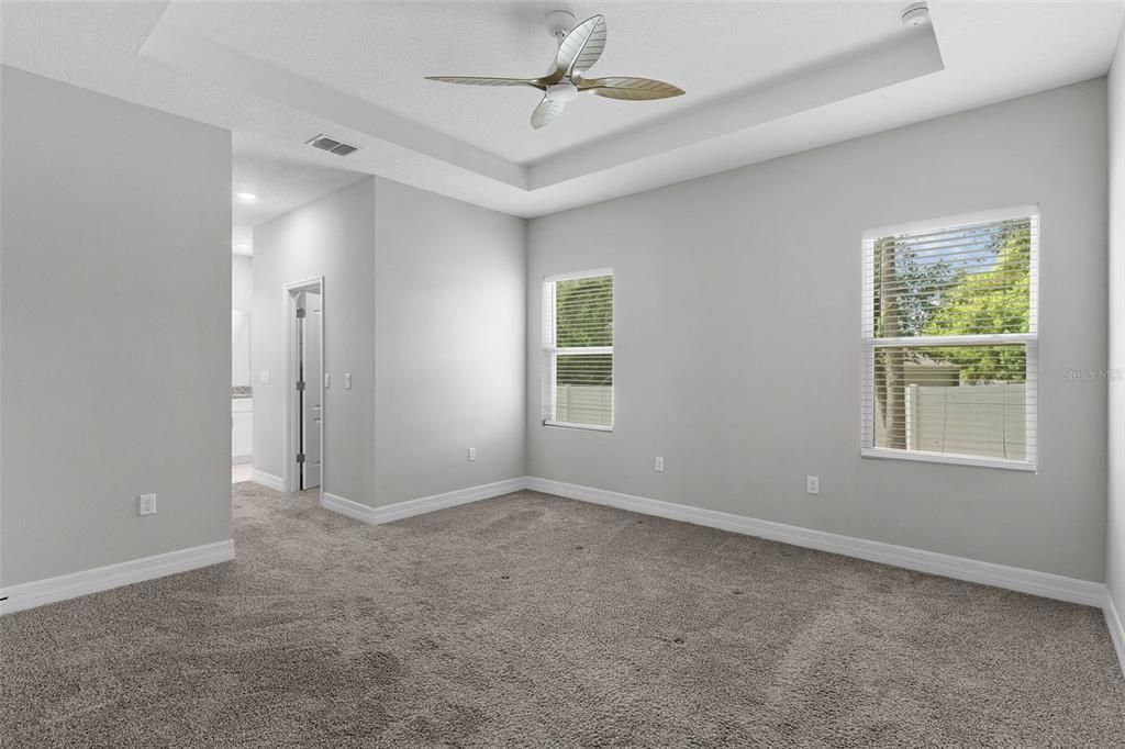 Active With Contract: $369,900 (4 beds, 3 baths, 1993 Square Feet)