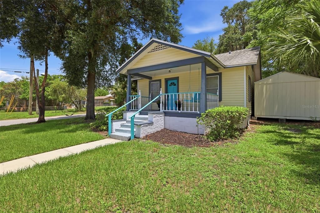 Activo con contrato: $265,000 (3 camas, 1 baños, 1068 Pies cuadrados)