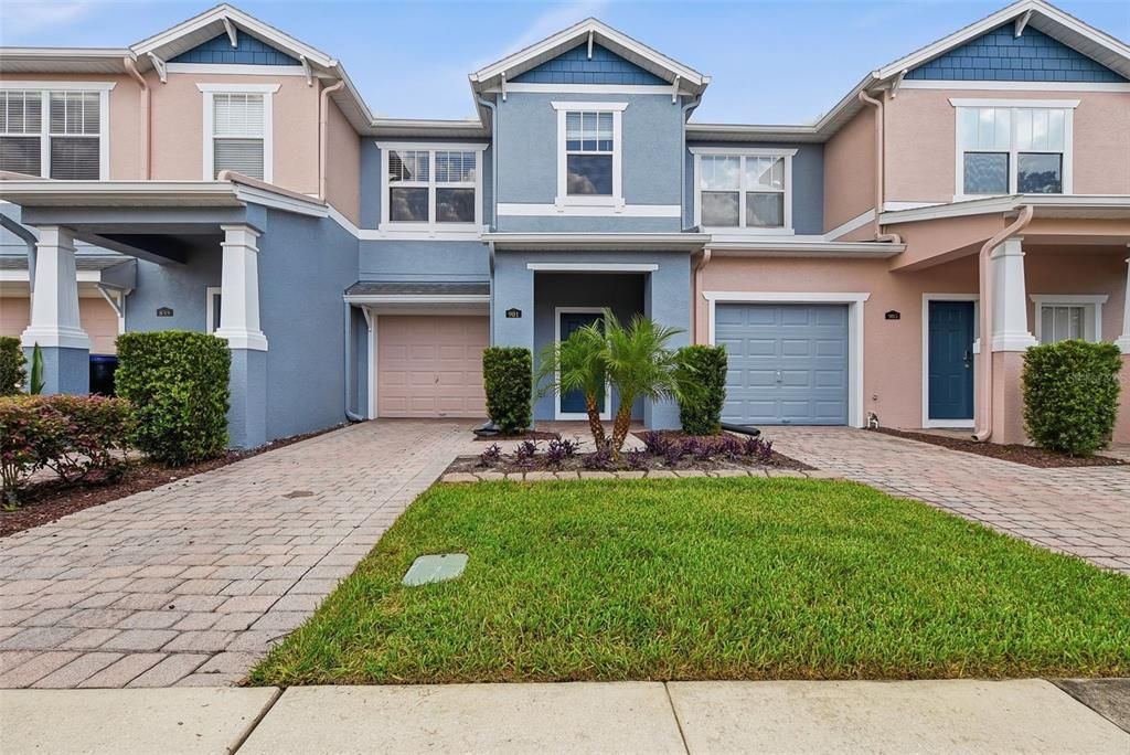 For Sale: $289,900 (2 beds, 2 baths, 1314 Square Feet)