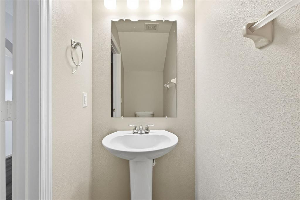 For Sale: $289,900 (2 beds, 2 baths, 1314 Square Feet)