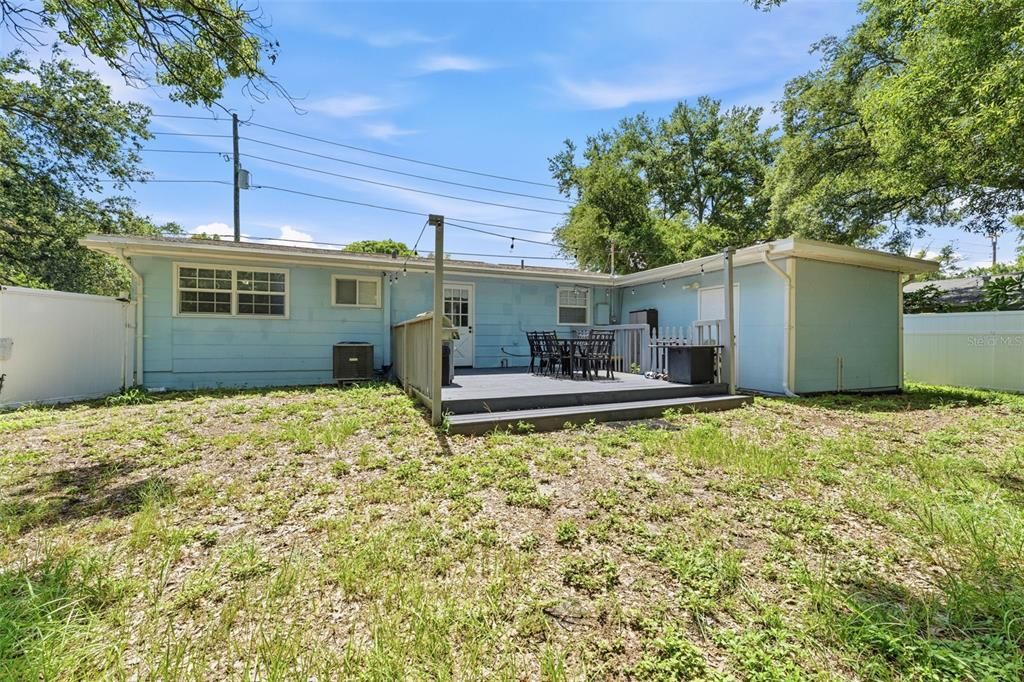 En Venta: $295,000 (2 camas, 2 baños, 1396 Pies cuadrados)