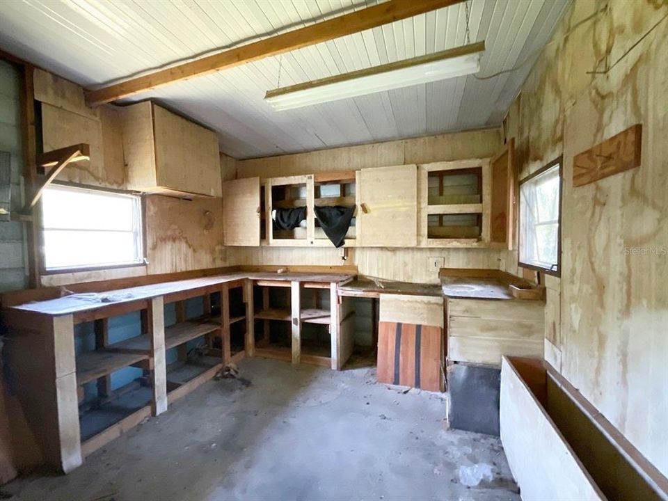 На продажу: $124,900 (3 спален, 2 ванн, 1380 Квадратных фут)