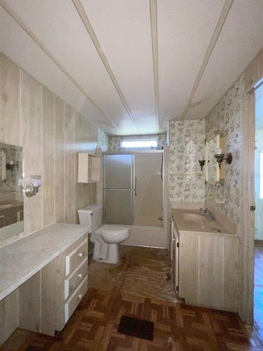 На продажу: $124,900 (3 спален, 2 ванн, 1380 Квадратных фут)