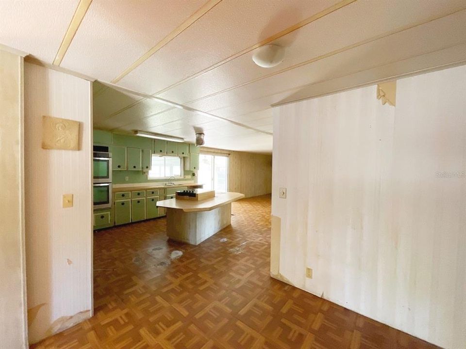 На продажу: $124,900 (3 спален, 2 ванн, 1380 Квадратных фут)