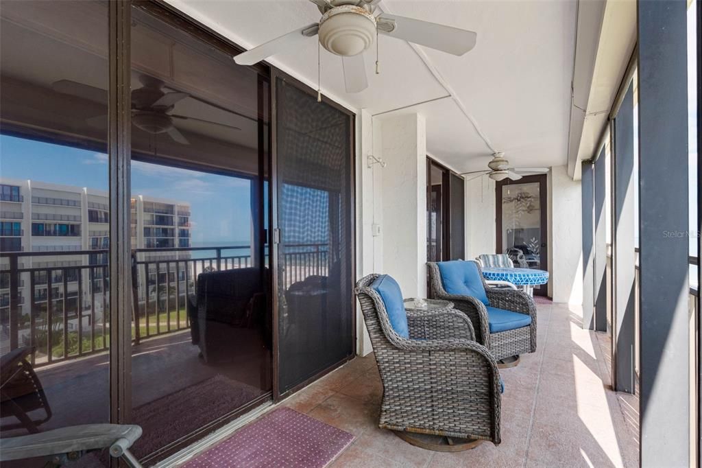 For Sale: $629,000 (2 beds, 2 baths, 1380 Square Feet)