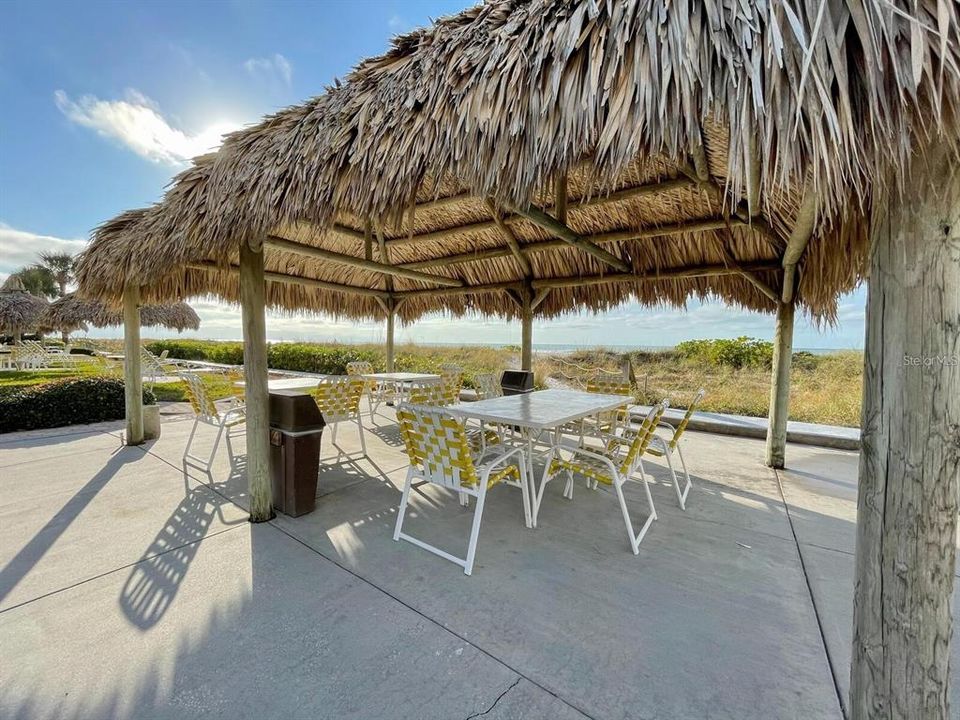 For Sale: $629,000 (2 beds, 2 baths, 1380 Square Feet)