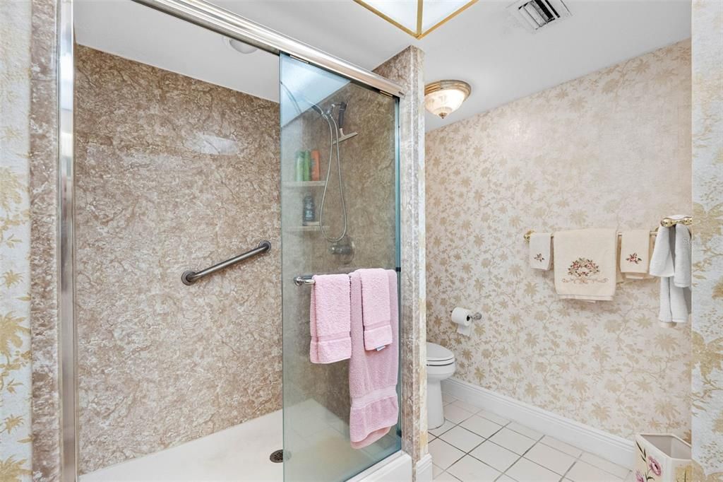 For Sale: $629,000 (2 beds, 2 baths, 1380 Square Feet)