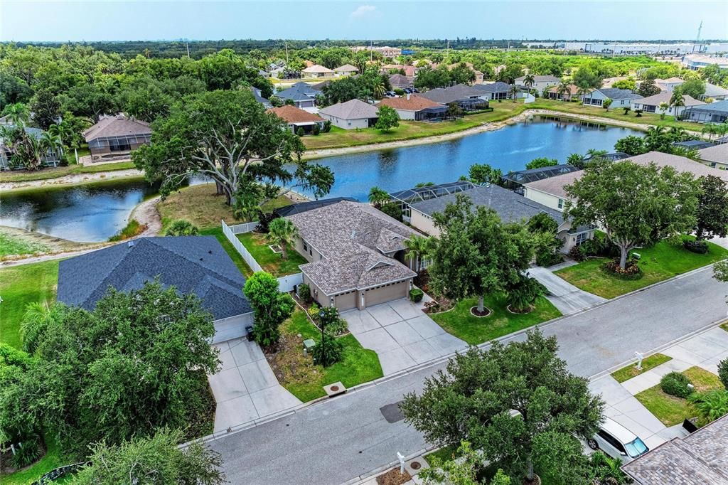 En Venta: $599,999 (3 camas, 2 baños, 1828 Pies cuadrados)