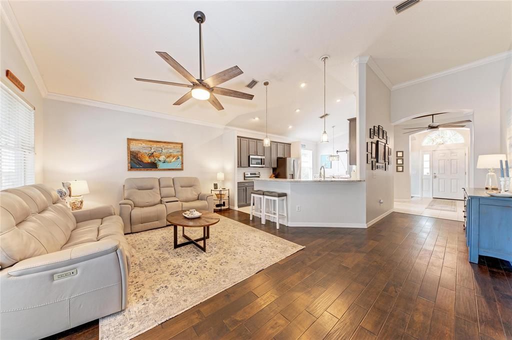 En Venta: $599,999 (3 camas, 2 baños, 1828 Pies cuadrados)