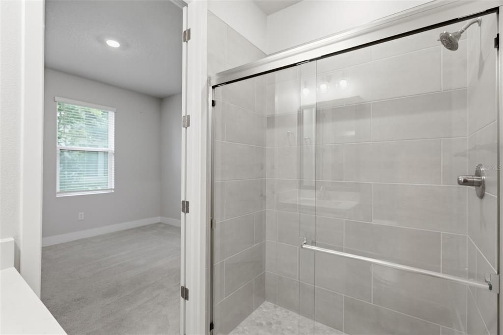 For Sale: $695,000 (3 beds, 3 baths, 1868 Square Feet)