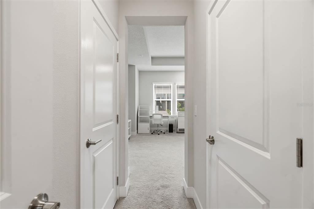 For Sale: $695,000 (3 beds, 3 baths, 1868 Square Feet)