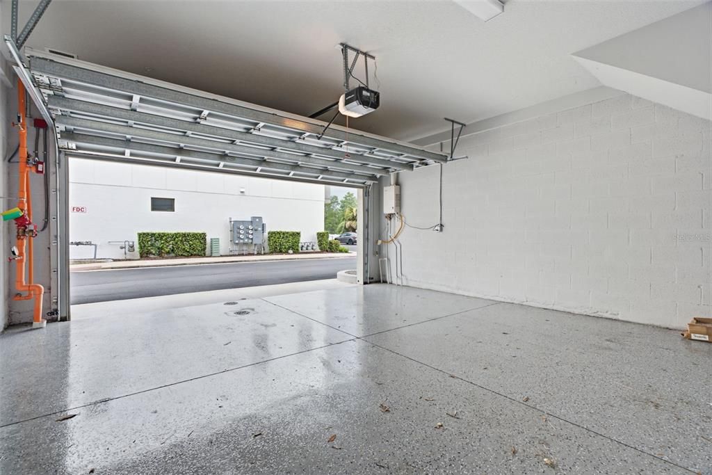 For Sale: $695,000 (3 beds, 3 baths, 1868 Square Feet)