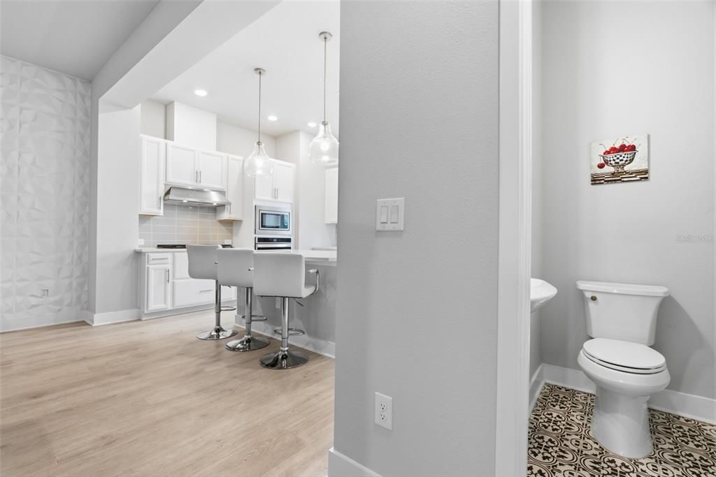For Sale: $695,000 (3 beds, 3 baths, 1868 Square Feet)