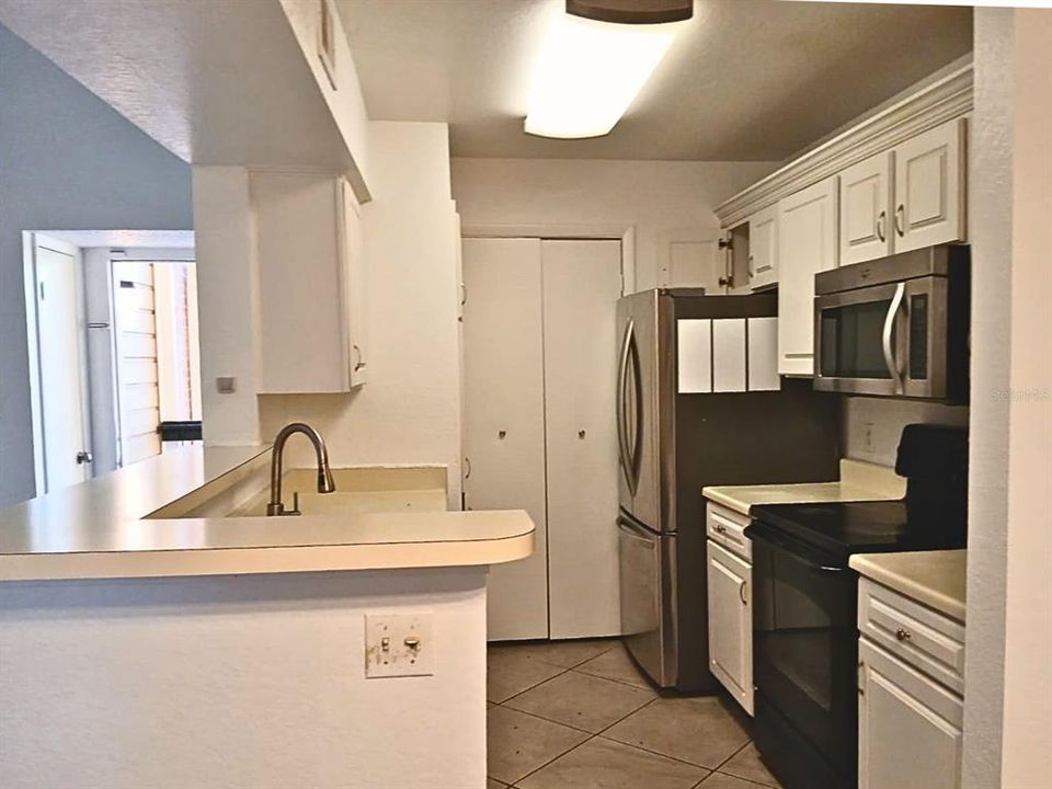 For Sale: $140,000 (3 beds, 2 baths, 1150 Square Feet)