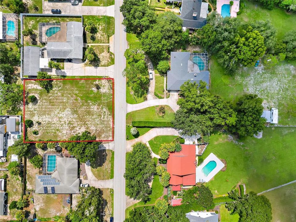 待售: $76,000 (0.40 acres)