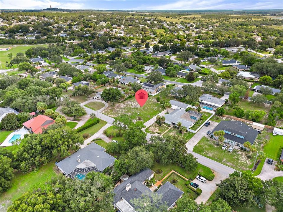 待售: $76,000 (0.40 acres)