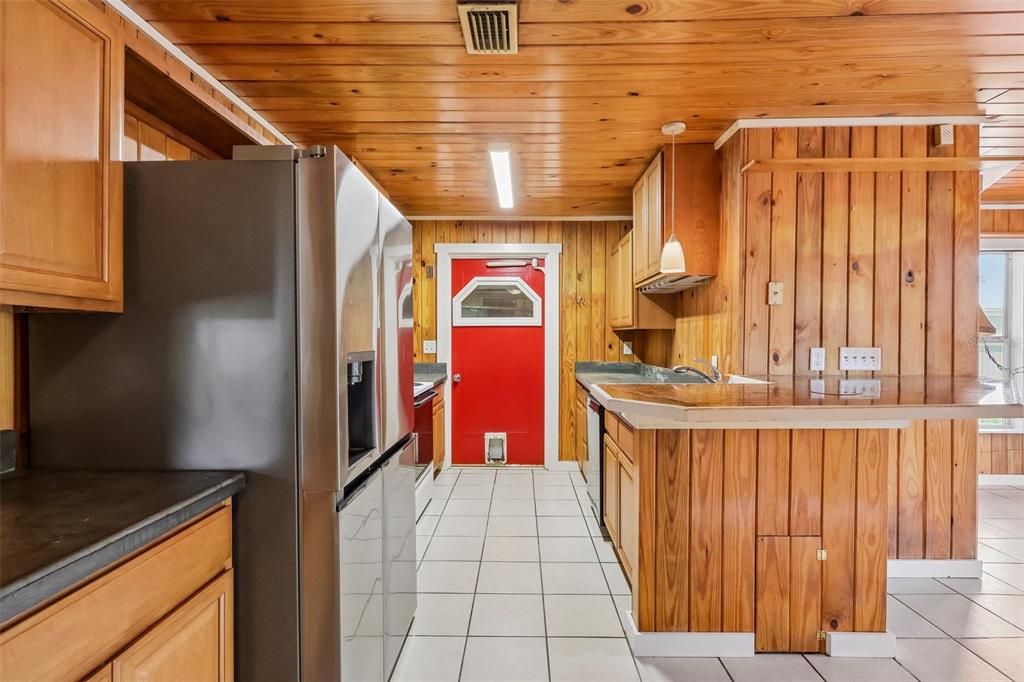 Activo con contrato: $229,900 (2 camas, 1 baños, 1284 Pies cuadrados)