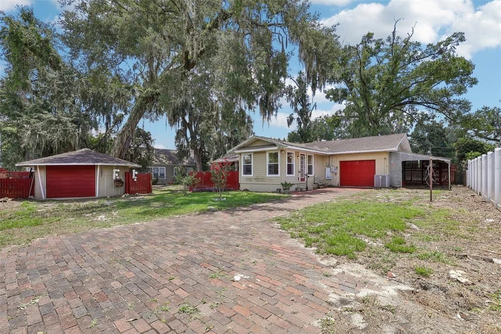 Activo con contrato: $229,900 (2 camas, 1 baños, 1284 Pies cuadrados)
