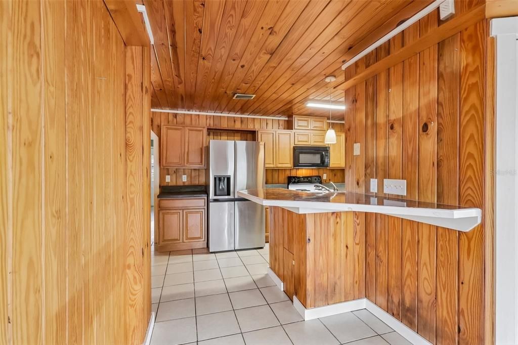 Activo con contrato: $229,900 (2 camas, 1 baños, 1284 Pies cuadrados)