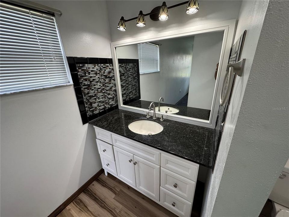 En Venta: $239,900 (3 camas, 2 baños, 1376 Pies cuadrados)