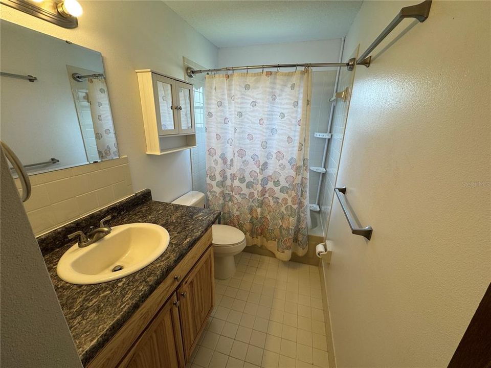 En Venta: $239,900 (3 camas, 2 baños, 1376 Pies cuadrados)