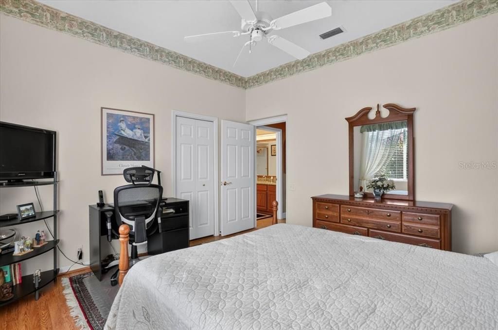 На продажу: $525,000 (2 спален, 2 ванн, 2051 Квадратных фут)