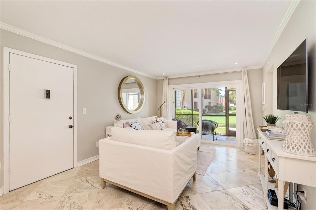 En Venta: $349,000 (1 camas, 1 baños, 797 Pies cuadrados)