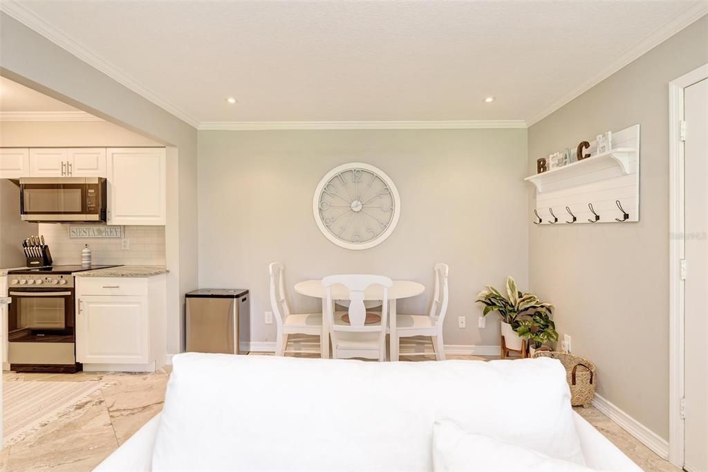 En Venta: $349,000 (1 camas, 1 baños, 797 Pies cuadrados)
