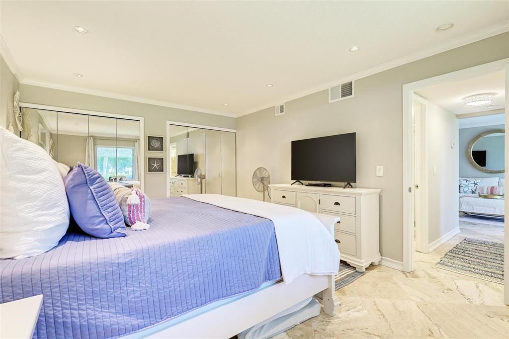En Venta: $349,000 (1 camas, 1 baños, 797 Pies cuadrados)