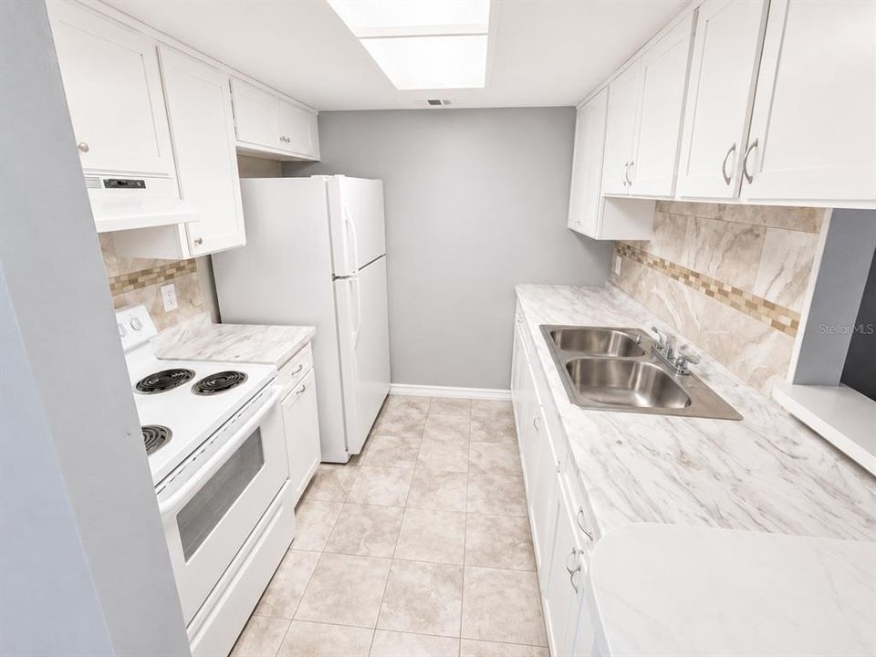 En Venta: $714,000 (48 camas, 0 baños, 3472 Pies cuadrados)