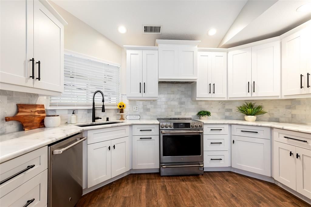 For Sale: $595,000 (4 beds, 2 baths, 2431 Square Feet)