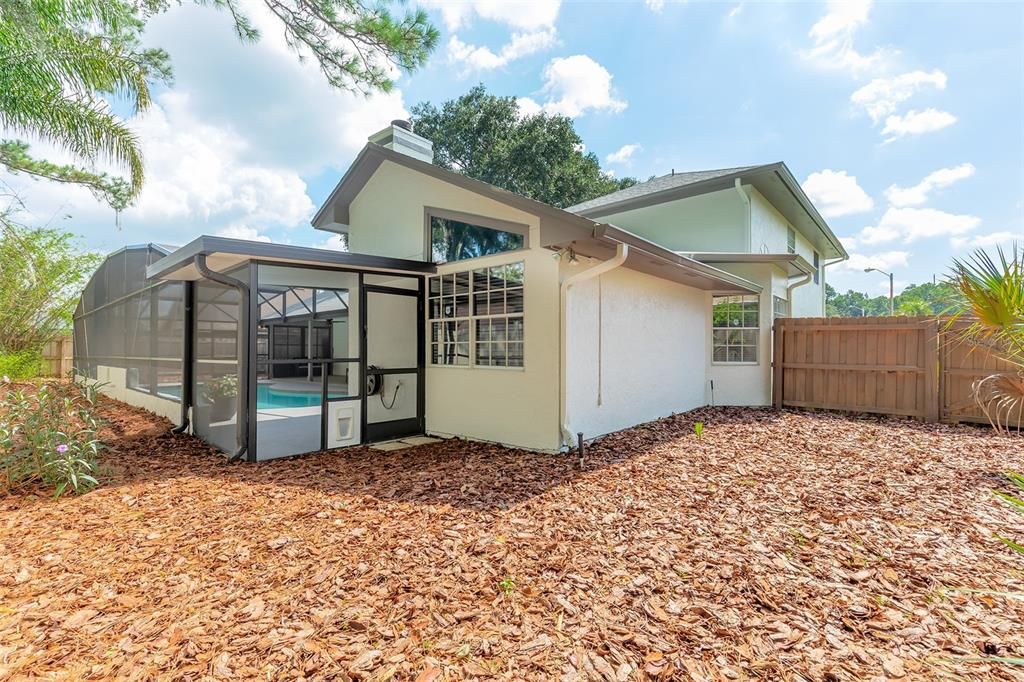 For Sale: $595,000 (4 beds, 2 baths, 2431 Square Feet)