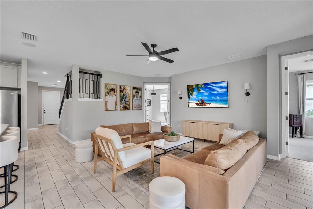 For Sale: $740,000 (4 beds, 3 baths, 2559 Square Feet)