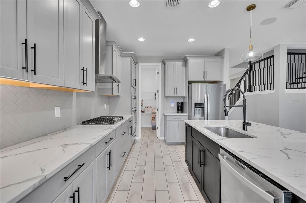 For Sale: $740,000 (4 beds, 3 baths, 2559 Square Feet)
