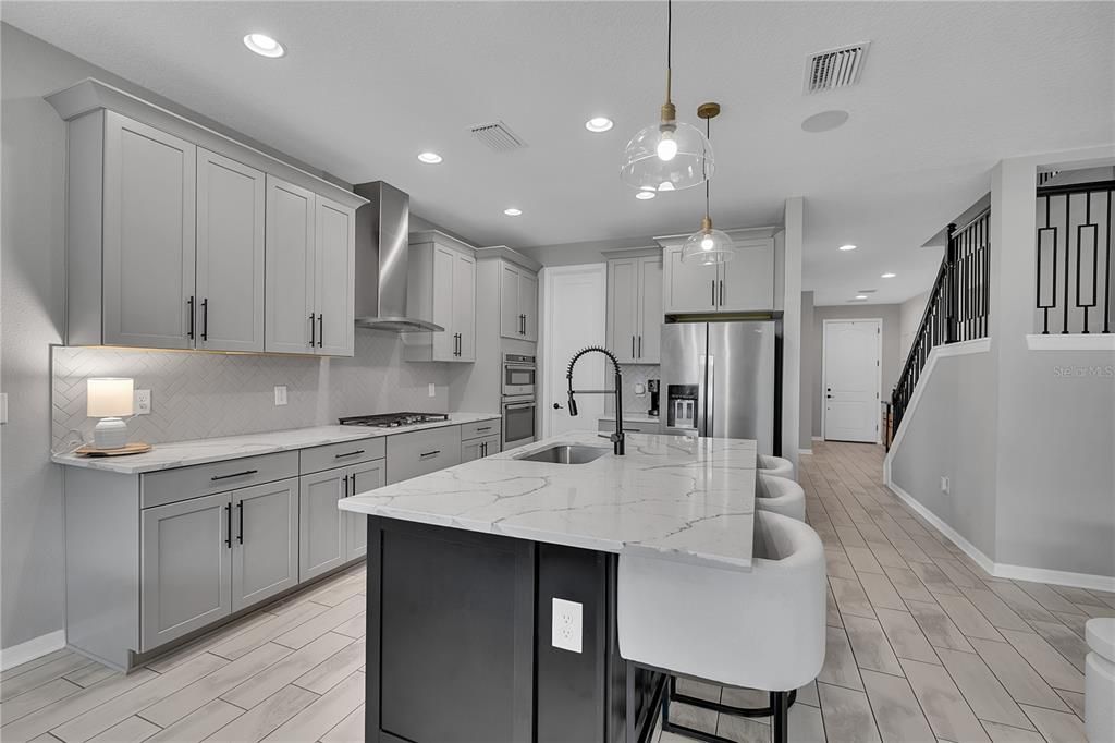 For Sale: $740,000 (4 beds, 3 baths, 2559 Square Feet)