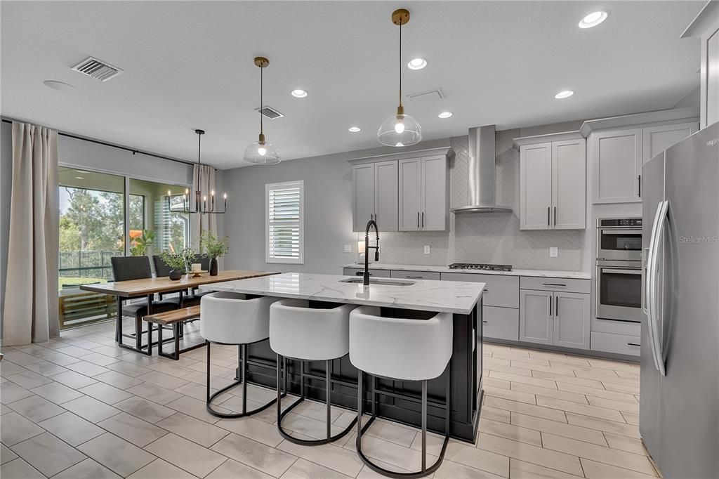 For Sale: $740,000 (4 beds, 3 baths, 2559 Square Feet)
