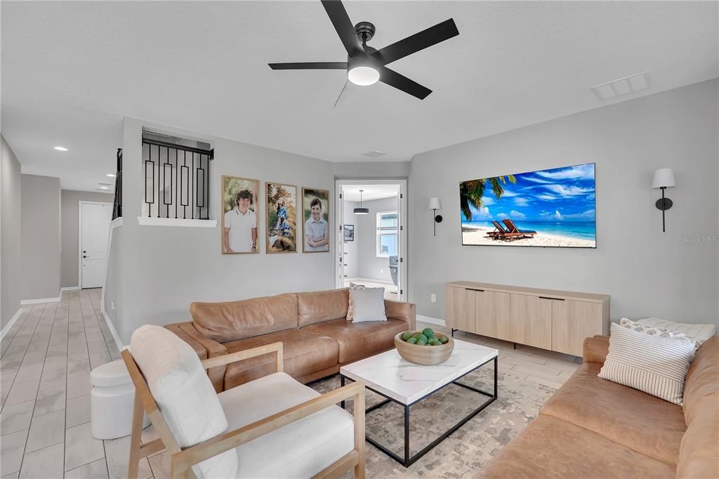For Sale: $740,000 (4 beds, 3 baths, 2559 Square Feet)