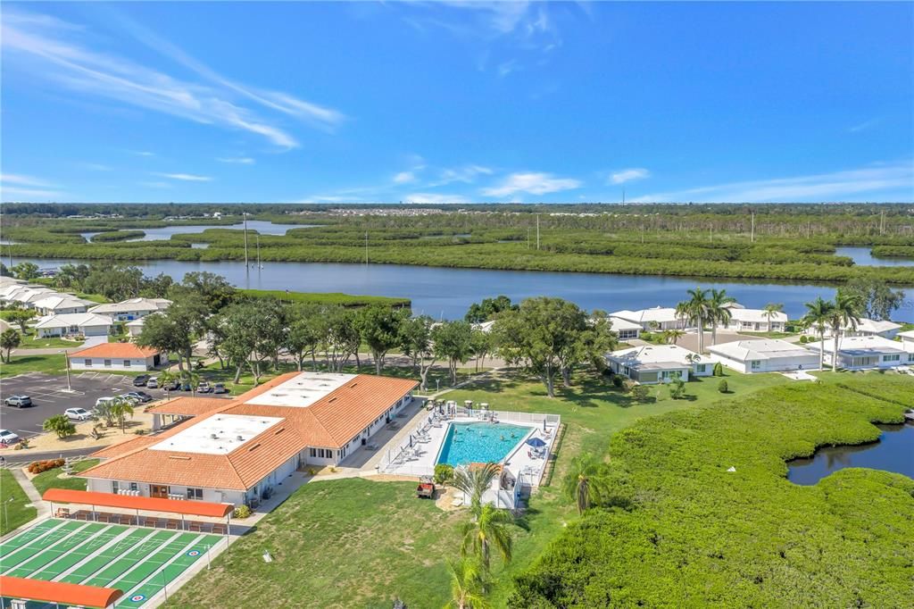 En Venta: $249,900 (2 camas, 2 baños, 1277 Pies cuadrados)
