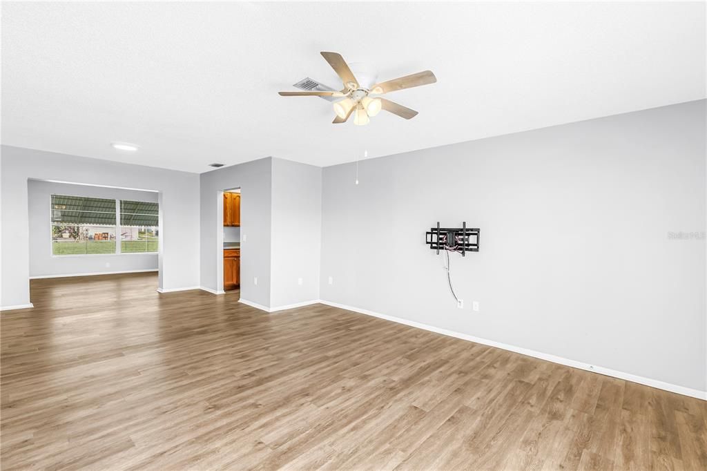 En Venta: $249,900 (2 camas, 2 baños, 1277 Pies cuadrados)