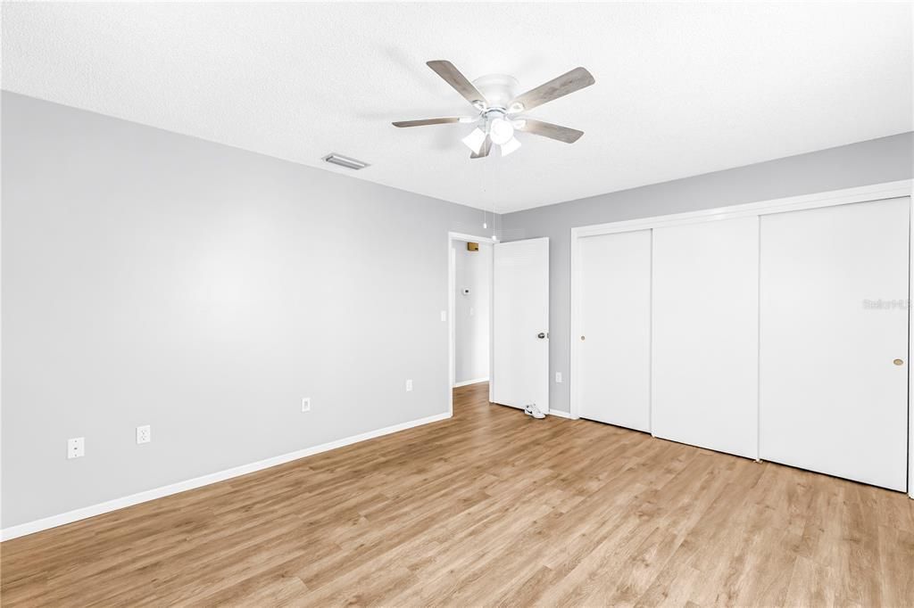 En Venta: $249,900 (2 camas, 2 baños, 1277 Pies cuadrados)