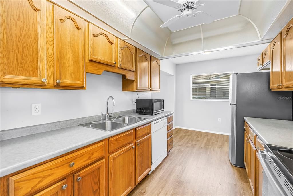 En Venta: $249,900 (2 camas, 2 baños, 1277 Pies cuadrados)