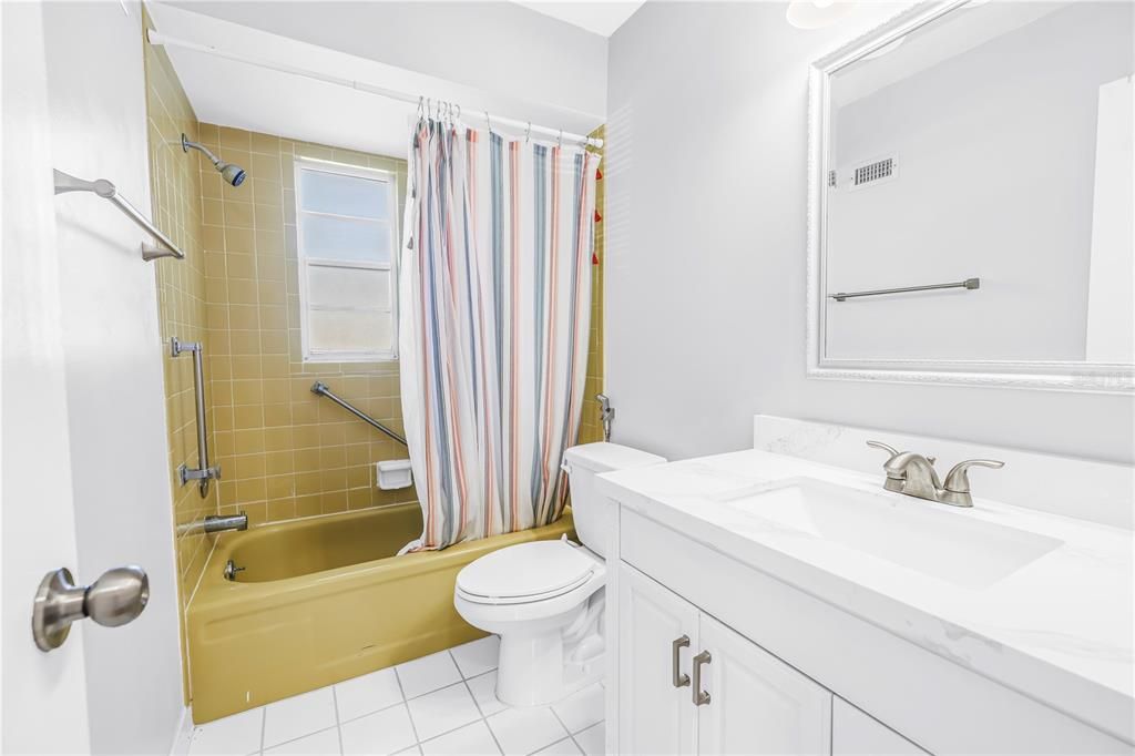 En Venta: $249,900 (2 camas, 2 baños, 1277 Pies cuadrados)