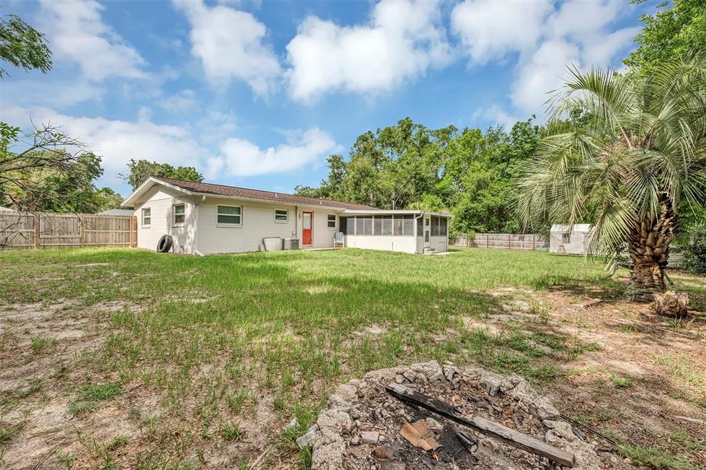 For Sale: $259,000 (3 beds, 2 baths, 1132 Square Feet)