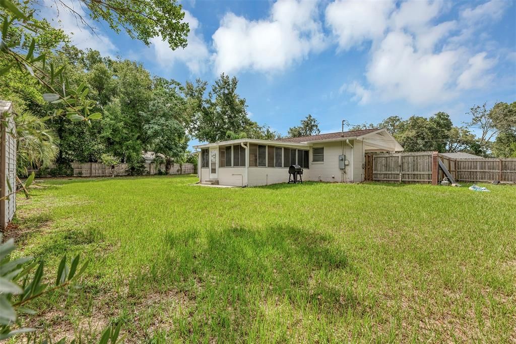 For Sale: $259,000 (3 beds, 2 baths, 1132 Square Feet)