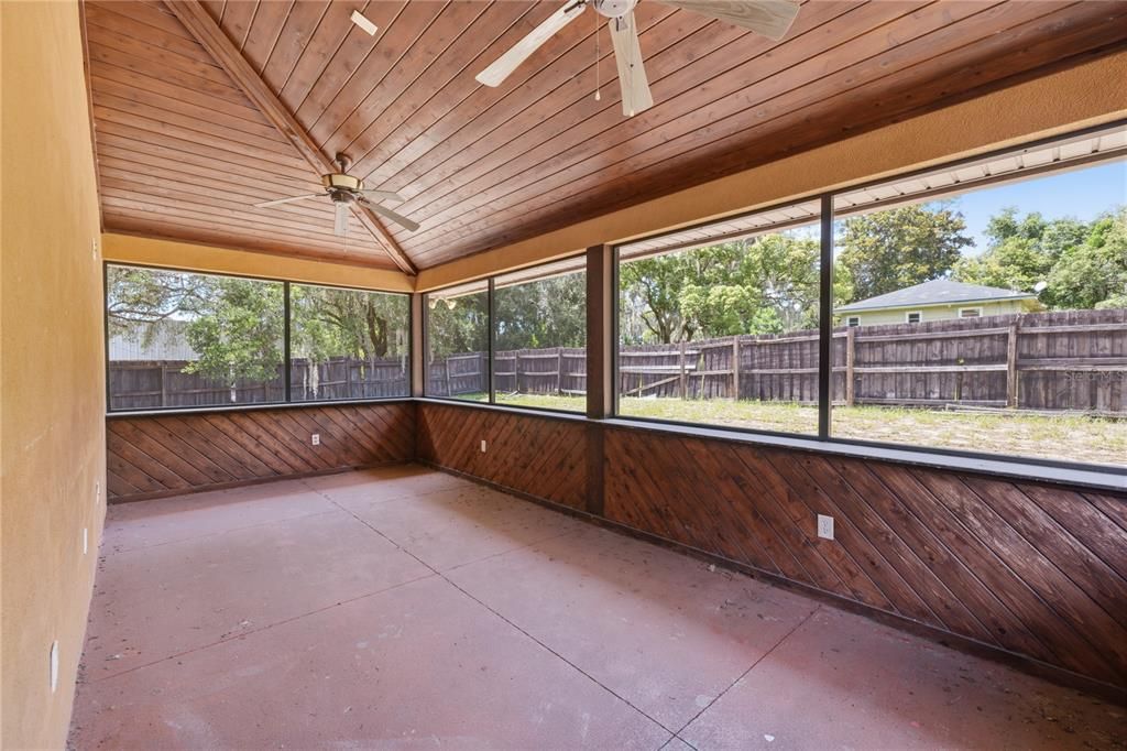 For Sale: $550,000 (0 beds, 0 baths, 1568 Square Feet)