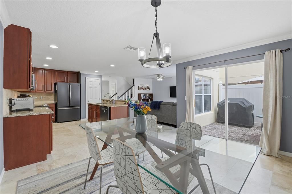For Sale: $389,900 (3 beds, 2 baths, 1649 Square Feet)