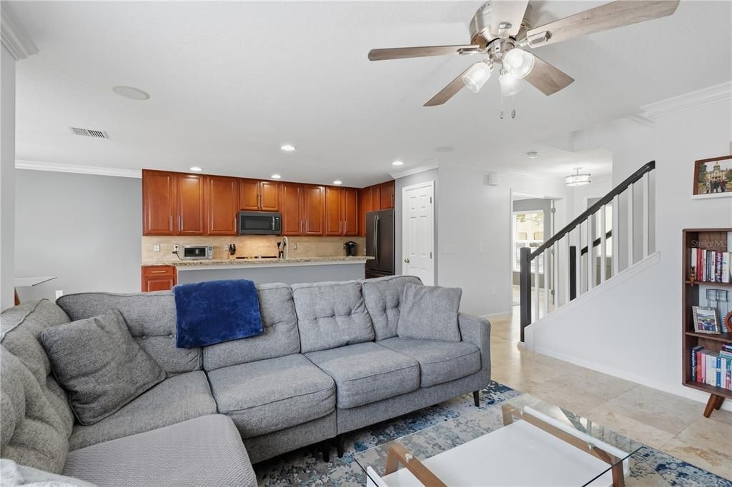 For Sale: $389,900 (3 beds, 2 baths, 1649 Square Feet)