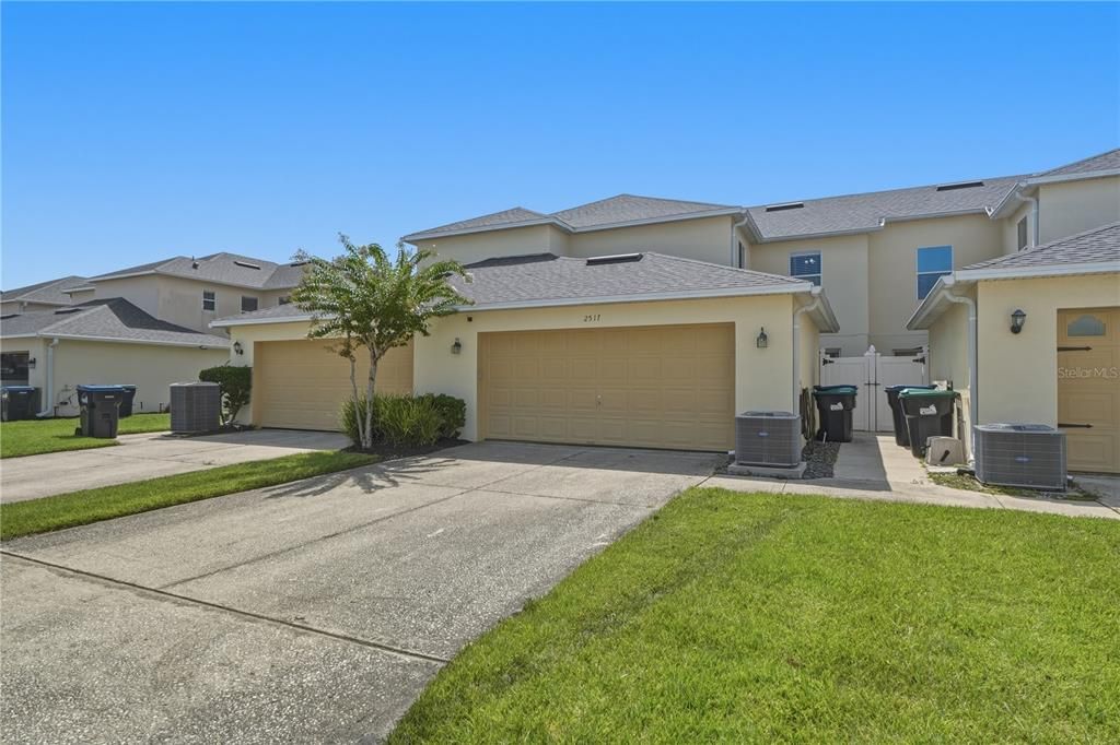 For Sale: $389,900 (3 beds, 2 baths, 1649 Square Feet)