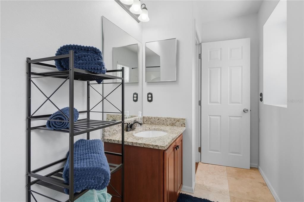For Sale: $389,900 (3 beds, 2 baths, 1649 Square Feet)